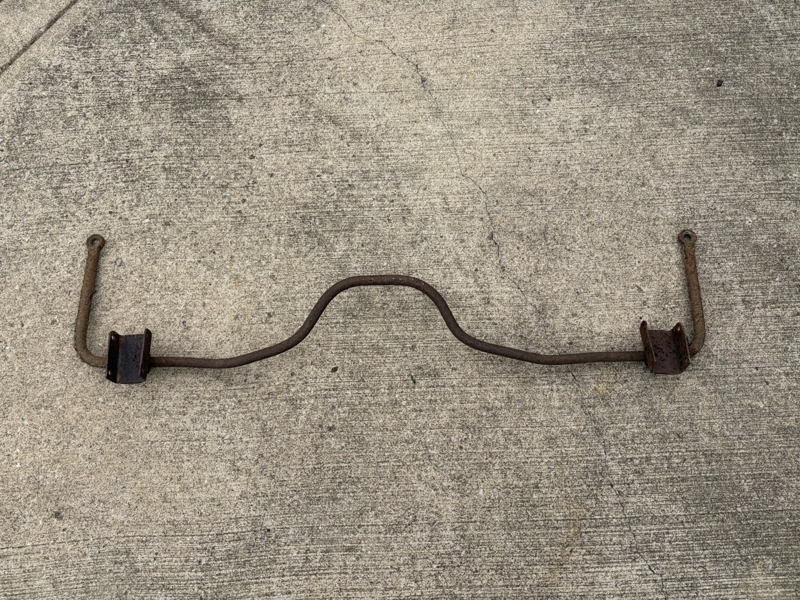 MOPAR 1970-1974 E-BODY CUDA CHALLENGER REAR SWAY BAR OEM MOPAR 1970-1974 E-BODY CUDA CHALLENGER REAR SWAY BAR OEM