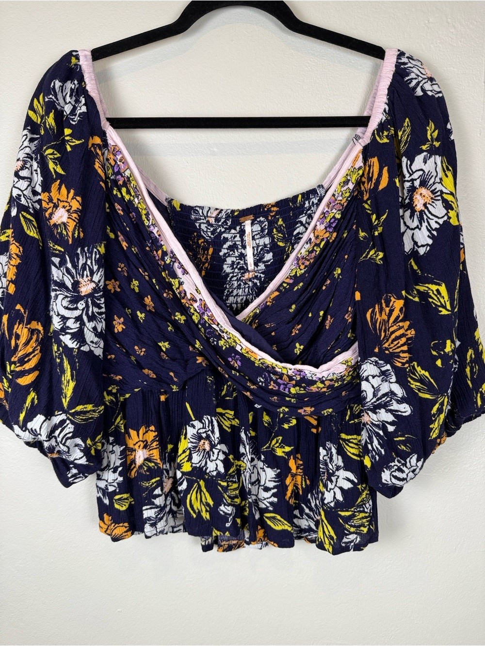 Free People Mirabella Navy Floral Faux-Wrap Style Balloon Sleeves Top Size Large