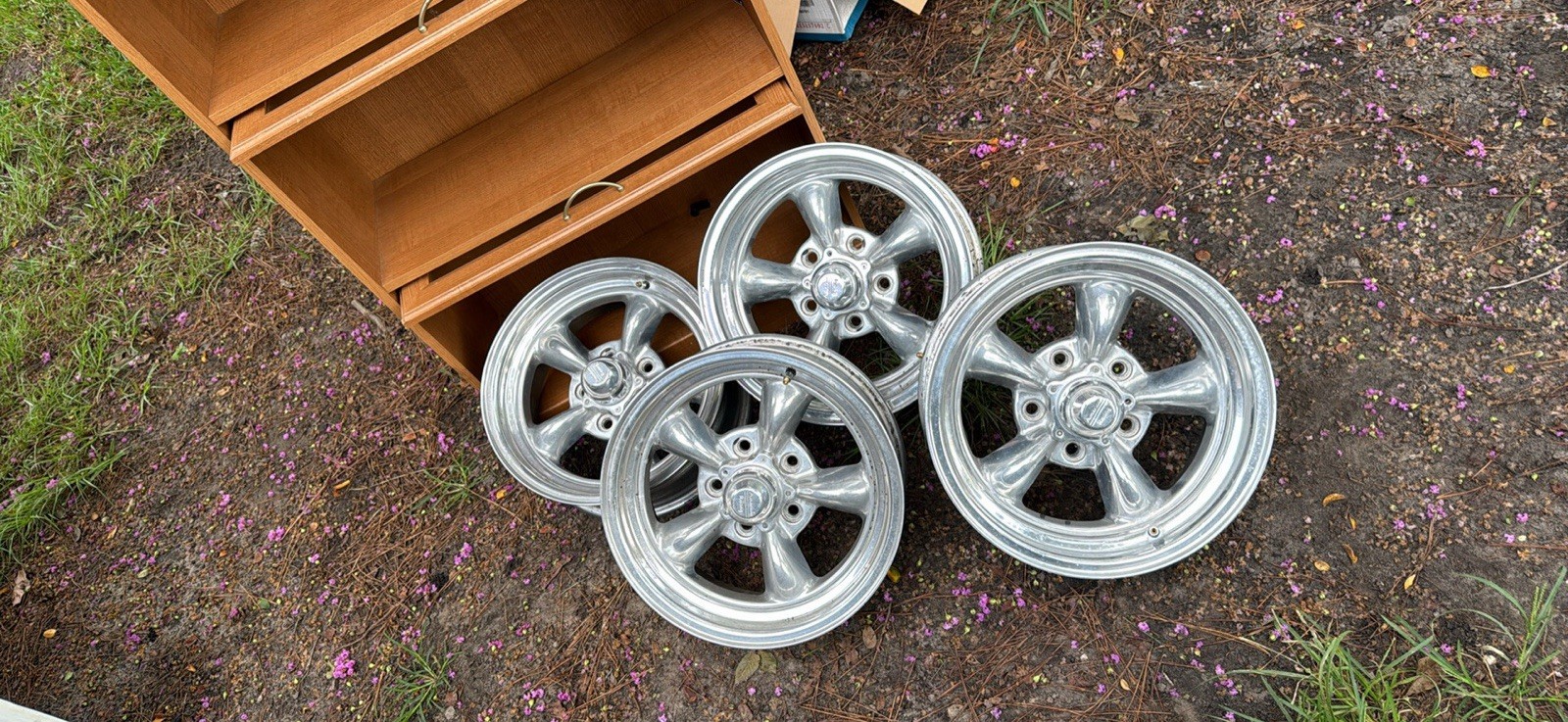 American Racing VN615 Torq-Thrust II Chrome Wheels Set of 4 American Racing VN615 Torq-Thrust II Chrome Wheels Set of 4