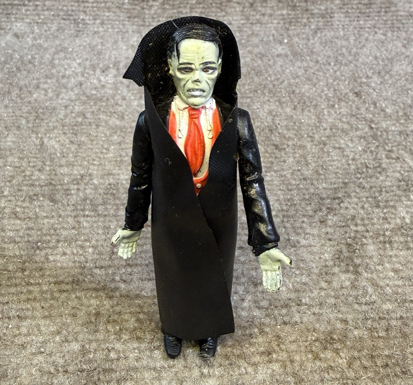 1980 Phantom Opera w/ Cape Remco Universal Monsters 3.75” Vintage Action Figure 1980 Phantom Opera w/ Cape Remco Universal Monsters 3.75” Vintage Action Figure