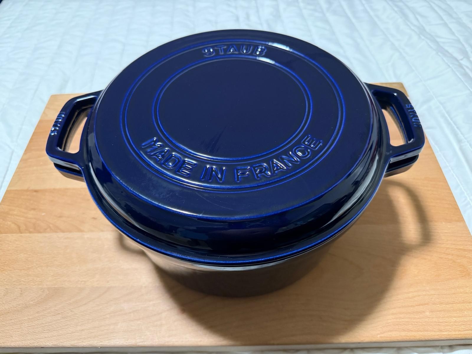 STAUD Cast Iron 7 qt, Round Dutch oven, Braise and Grill. Dark Blue STAUD Cast Iron 7 qt, Round Dutch oven, Braise and Grill. Dark Blue