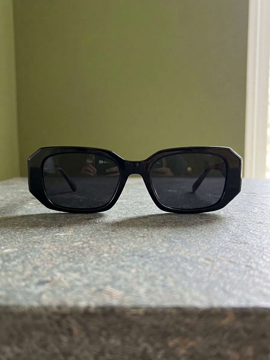Prada PR17WS 1AB5S049 Women\'s Sunglasses 49 mm Black / Dark Grey Lens Prada PR17WS 1AB5S049 Women\'s Sunglasses 49 mm Black / Dark Grey Lens