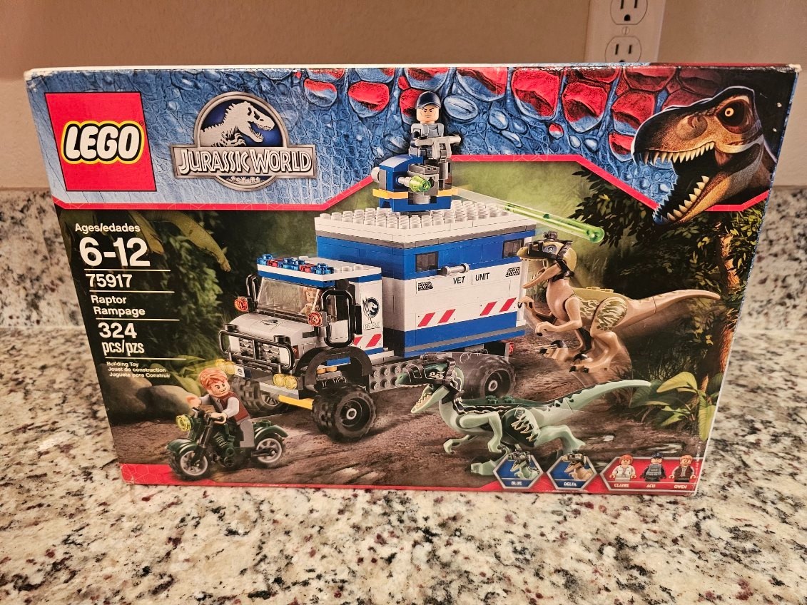 Lego Jurassic Park World Raptor Rampage 75917 - NEW & Sealed NOS 2016