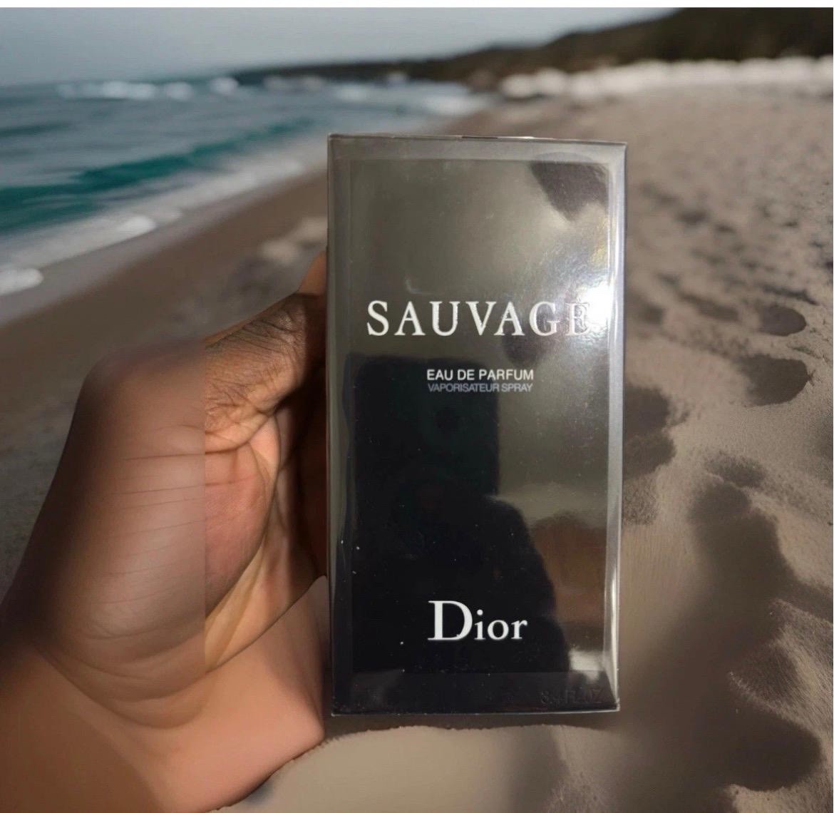 Dior Sauvage Eau De Parfum Spray Regular Size 3.4 fl oz Bergamot Scent Dior Sauvage Eau De Parfum Spray Regular Size 3.4 fl oz Bergamot Scent