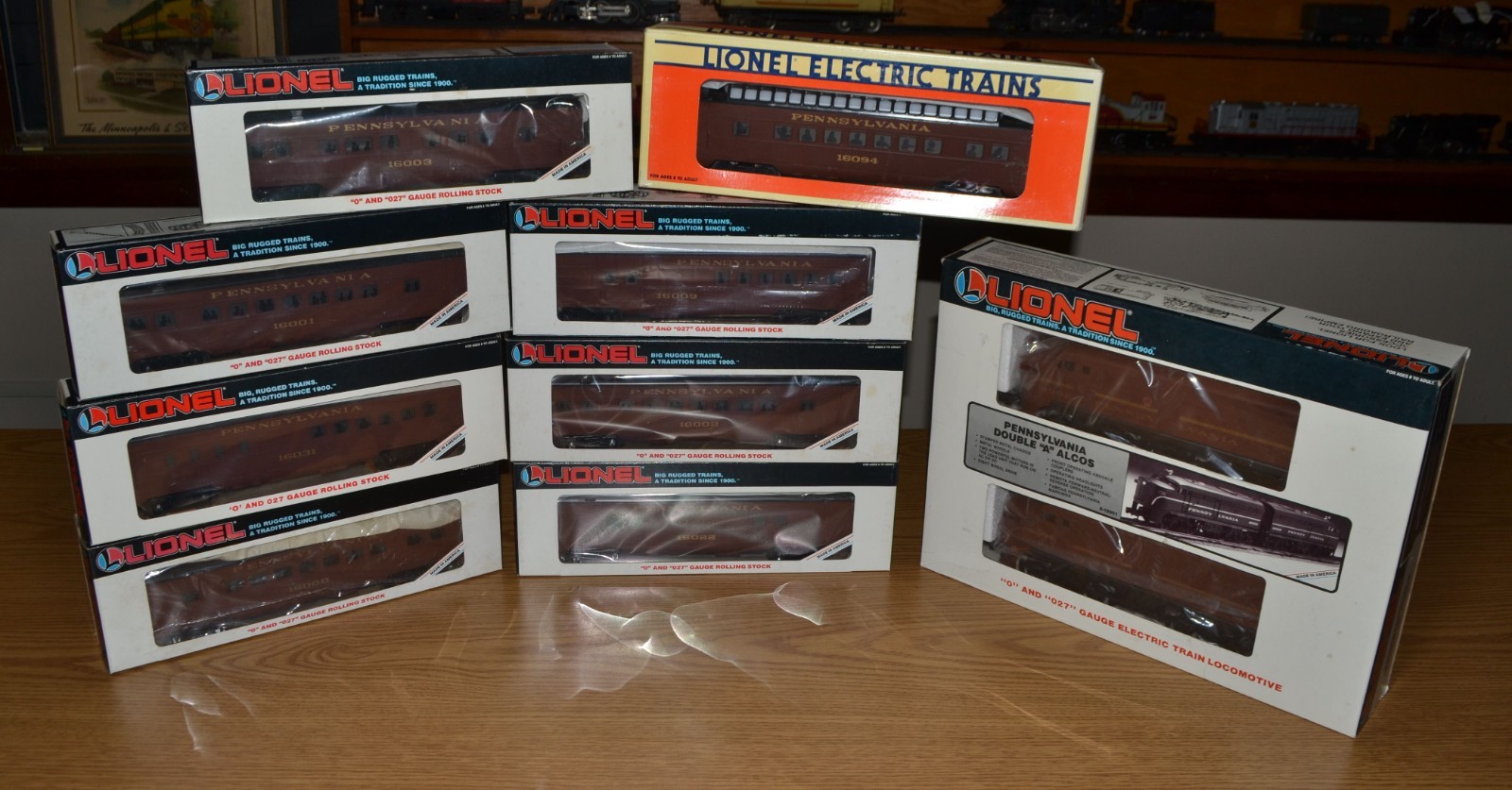 NEW Lionel 6-18901 Pennsylvania “AA” Alco + 8 Car 16001 Series Passenger Set