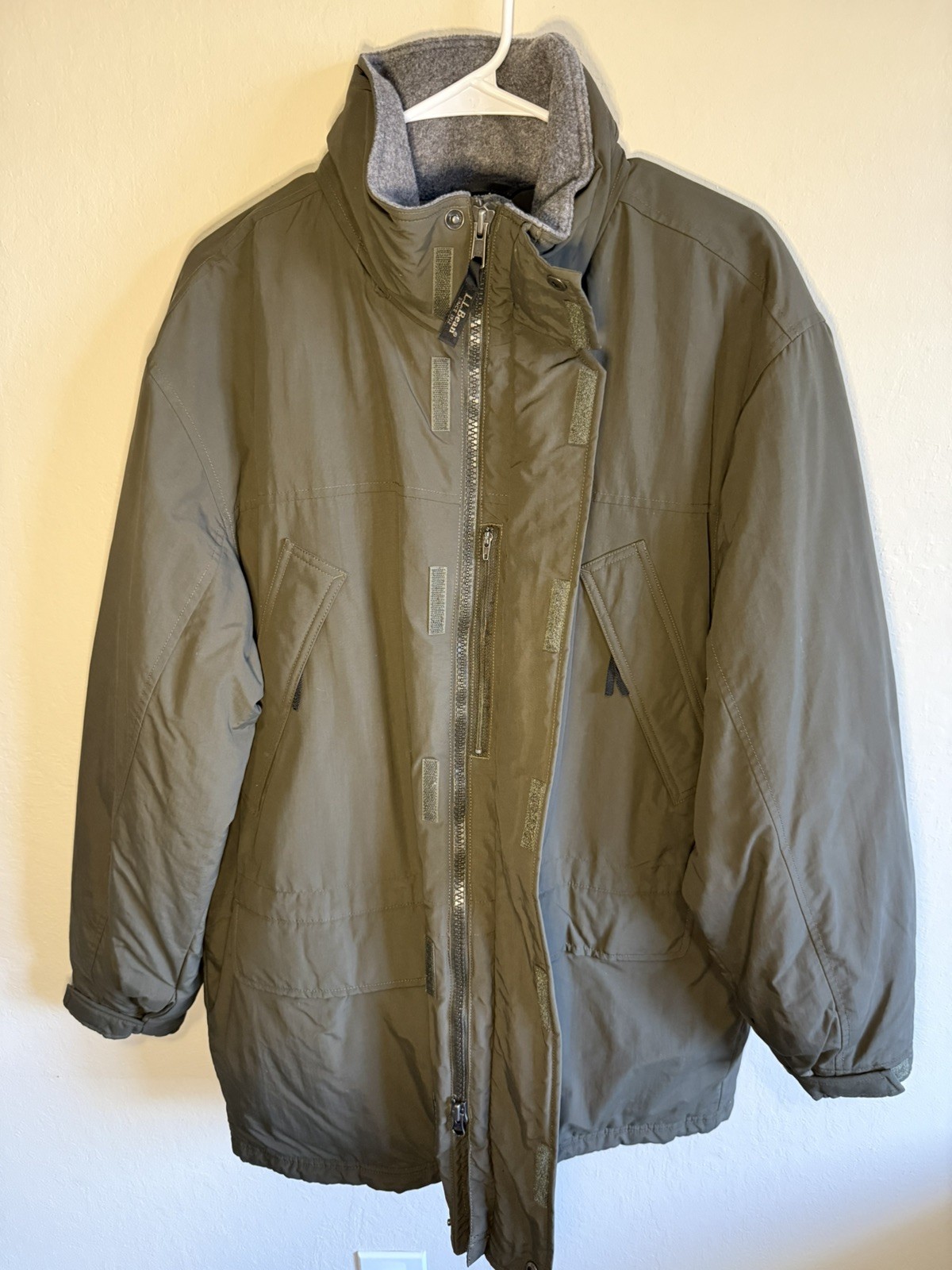 L.L. Bean Men’s Large Tall Barn Chore Jacket Polartec Thinsulate Fleece Lined L.L. Bean Men’s Large Tall Barn Chore Jacket Polartec Thinsulate Fleece Lined