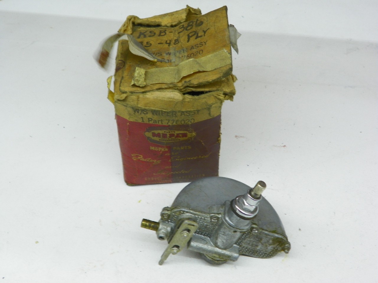 Mopar 776020 Trico Windshield Wiper Assembly 1935-1948 Plymouth NOS