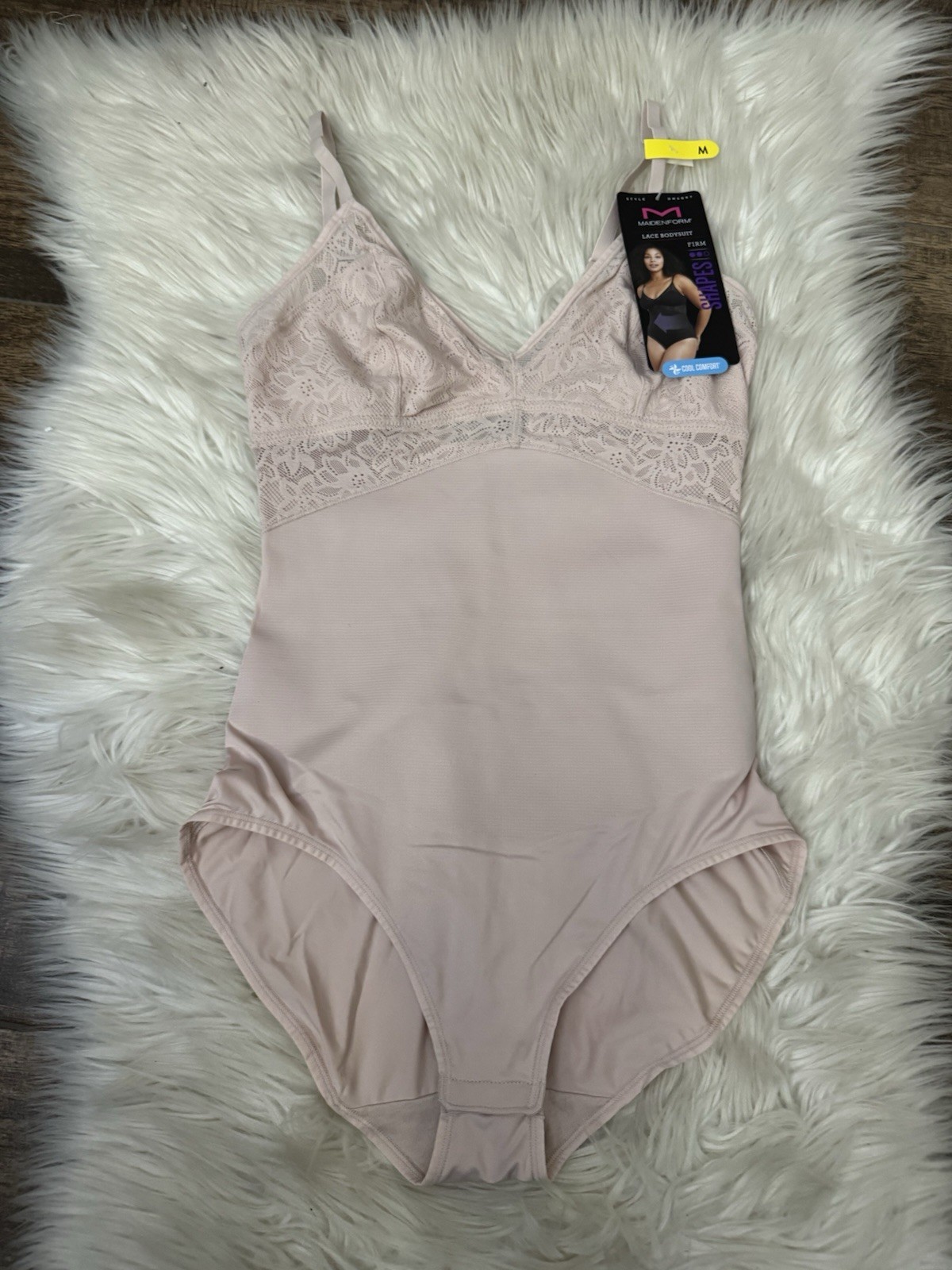 Maidenform Lace Tame Your Tummy Bodysuit DMS097 Sandshell Pink Size Med Firm New Maidenform Lace Tame Your Tummy Bodysuit DMS097 Sandshell Pink Size Med Firm New