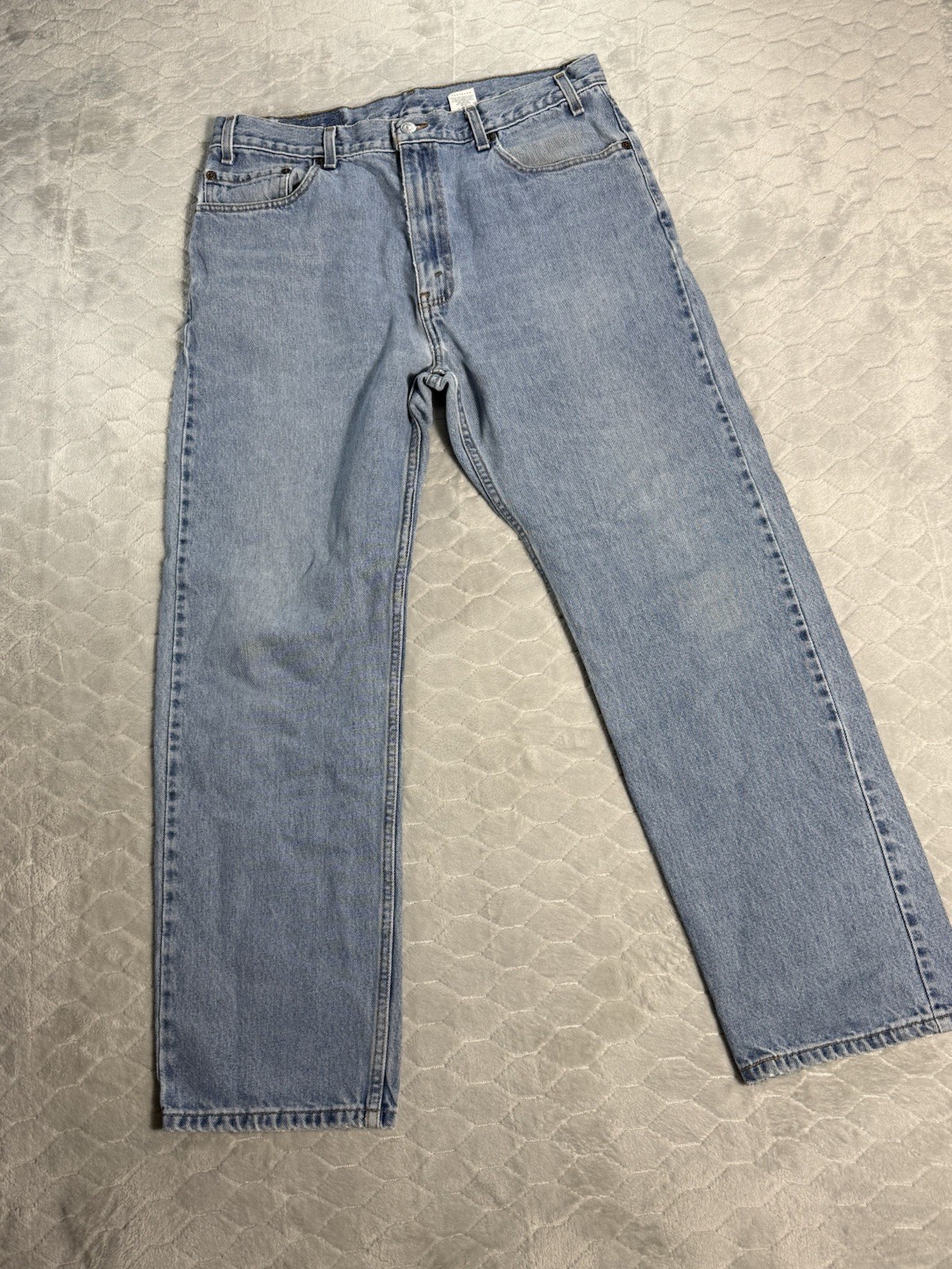 Vintage 2001 Levi’s 505 Jeans 36x30 Fits 34x30 Light Wash Straight Leg Vintage 2001 Levi’s 505 Jeans 36x30 Fits 34x30 Light Wash Straight Leg