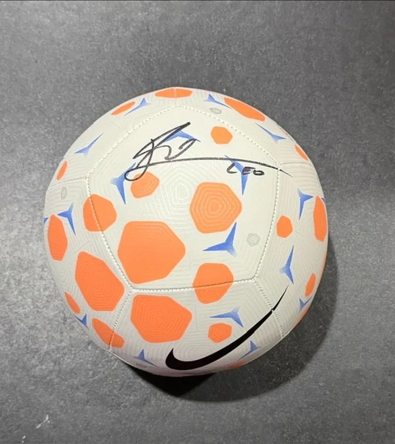 LIONEL LEO MESSI SIGNED Soccer Ball w/ COA Miami Barca Argentina Autographed LIONEL LEO MESSI SIGNED Soccer Ball w/ COA Miami Barca Argentina Autographed