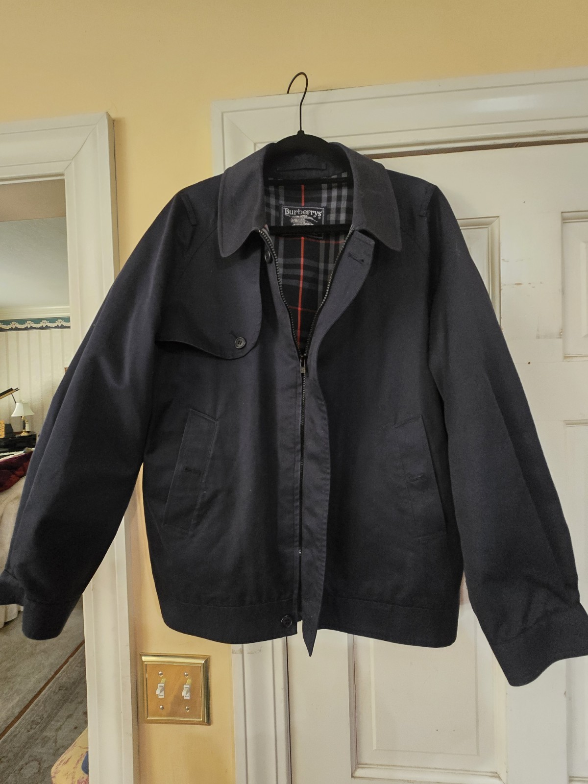 Vintage Burberrys Men\'s XL Navy Jacket 50\