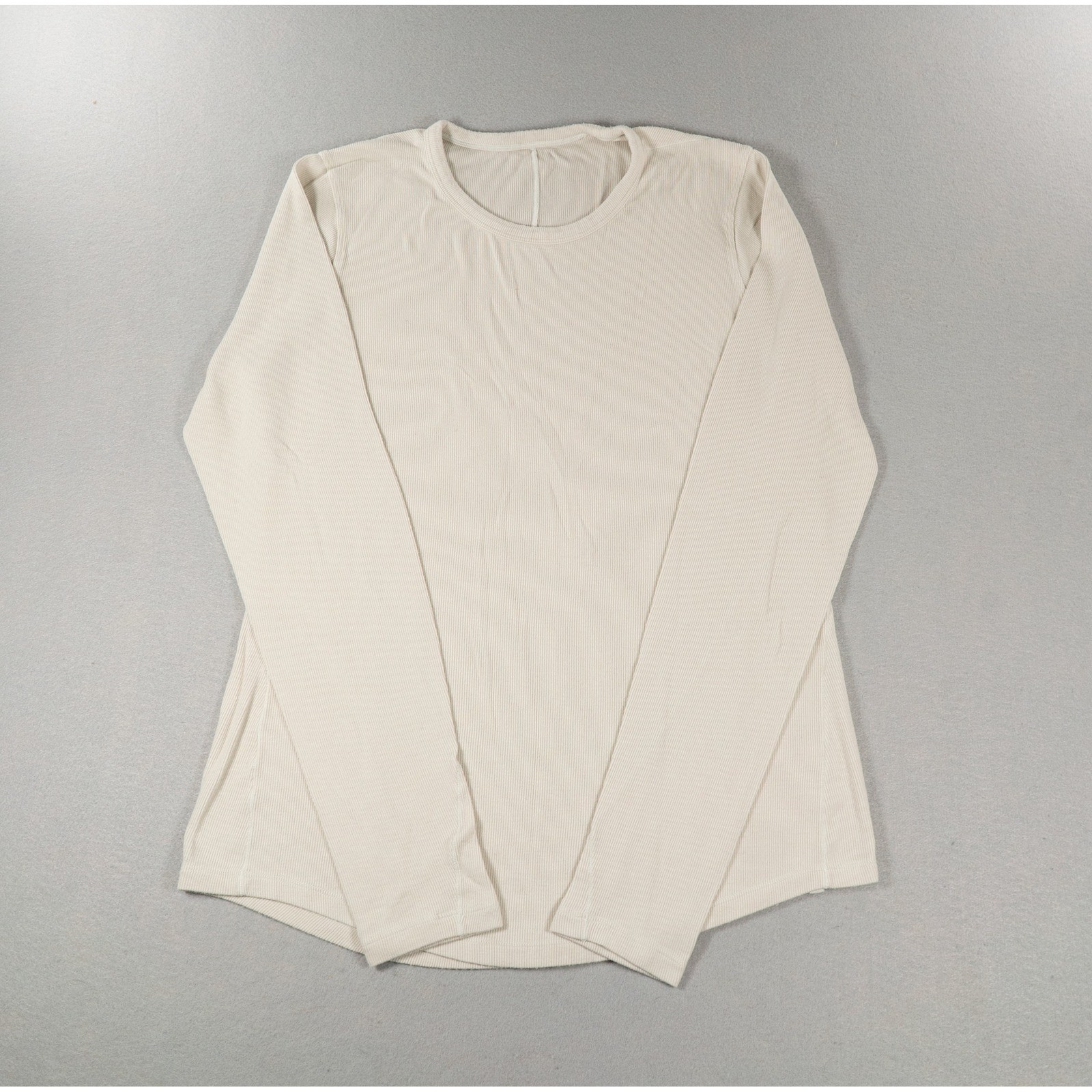 Lululemon Ribbed Knit Long Sleeve Top Cream Crew Neck Curved Hem Size 6-8 Lululemon Ribbed Knit Long Sleeve Top Cream Crew Neck Curved Hem Size 6-8