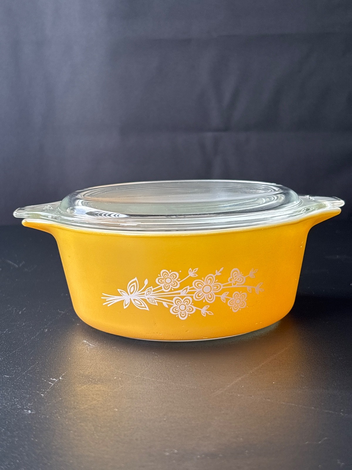 Vintage Pyrex BUTTERFLY GOLD \'79 472-B Covered Casserole Dish w/Lid (750 ml)