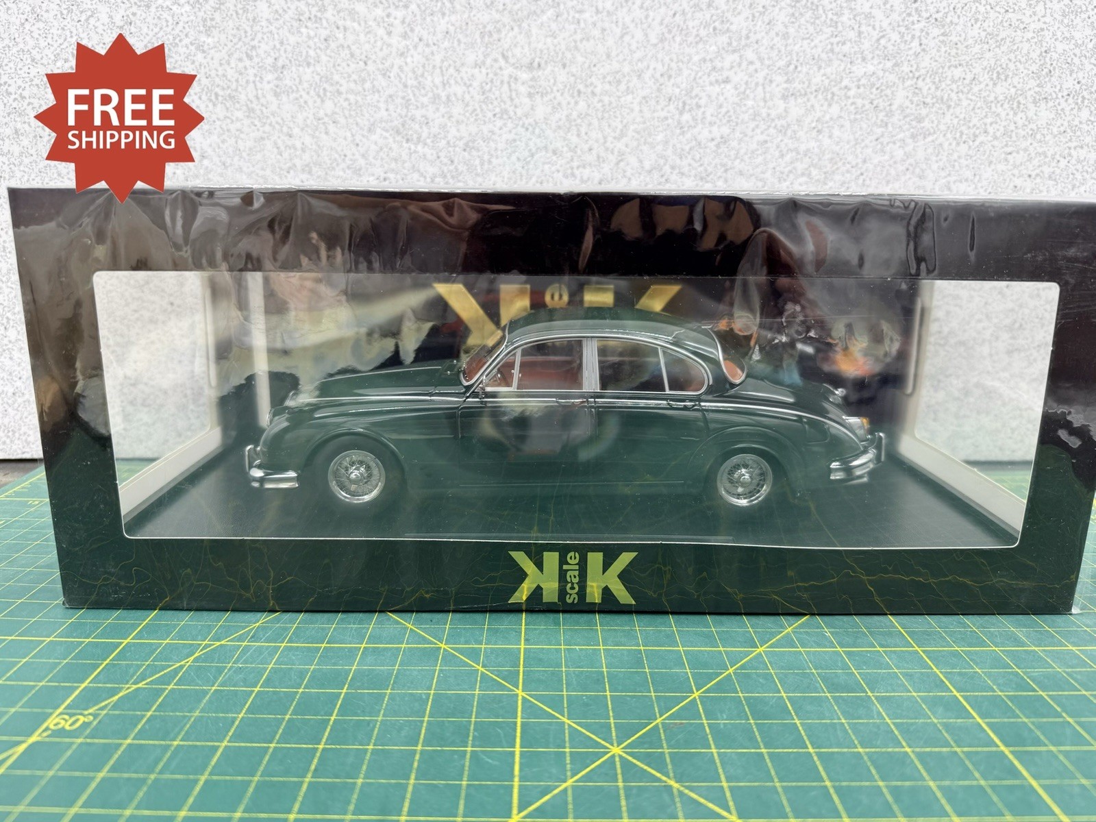 KK 1/18 Scale Diecast KKDC181014 - 1959 Jaguar MK II 3.8 RHD - Dark Green KK 1/18 Scale Diecast KKDC181014 - 1959 Jaguar MK II 3.8 RHD - Dark Green