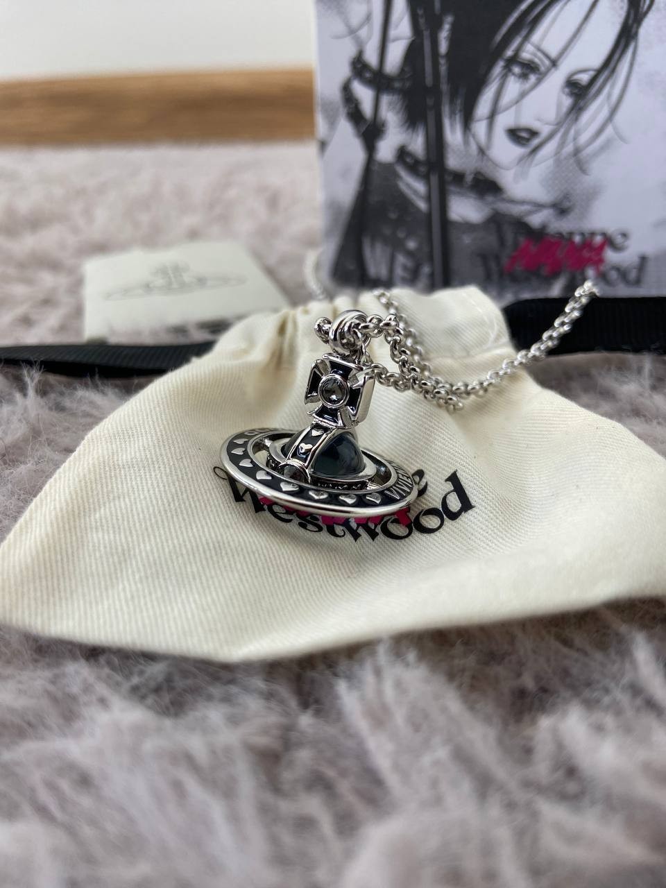 Vivienne Westwood x Nana Large Orb Pendant Necklace Platinum Black Vivienne Westwood x Nana Large Orb Pendant Necklace Platinum Black