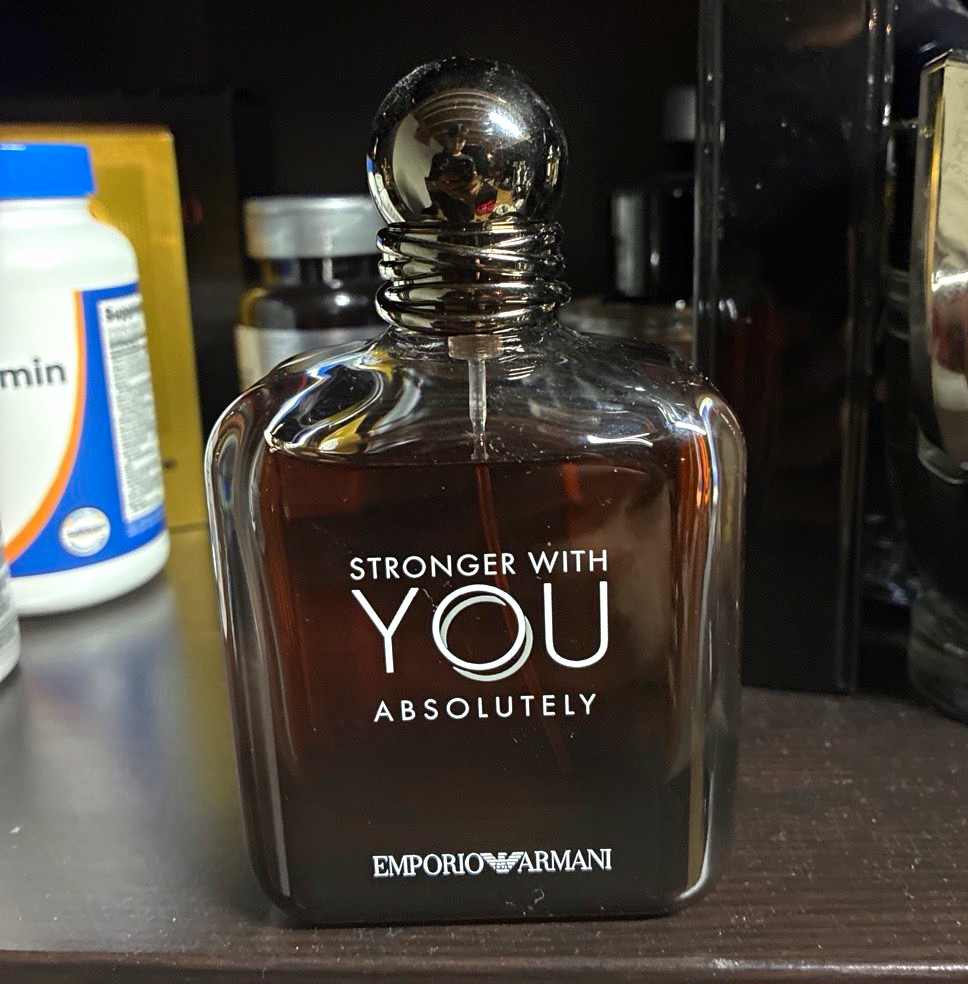 Emporio Armani Stronger With You Absolutely Parfum Spray (90% full) Emporio Armani Stronger With You Absolutely Parfum Spray (90% full)