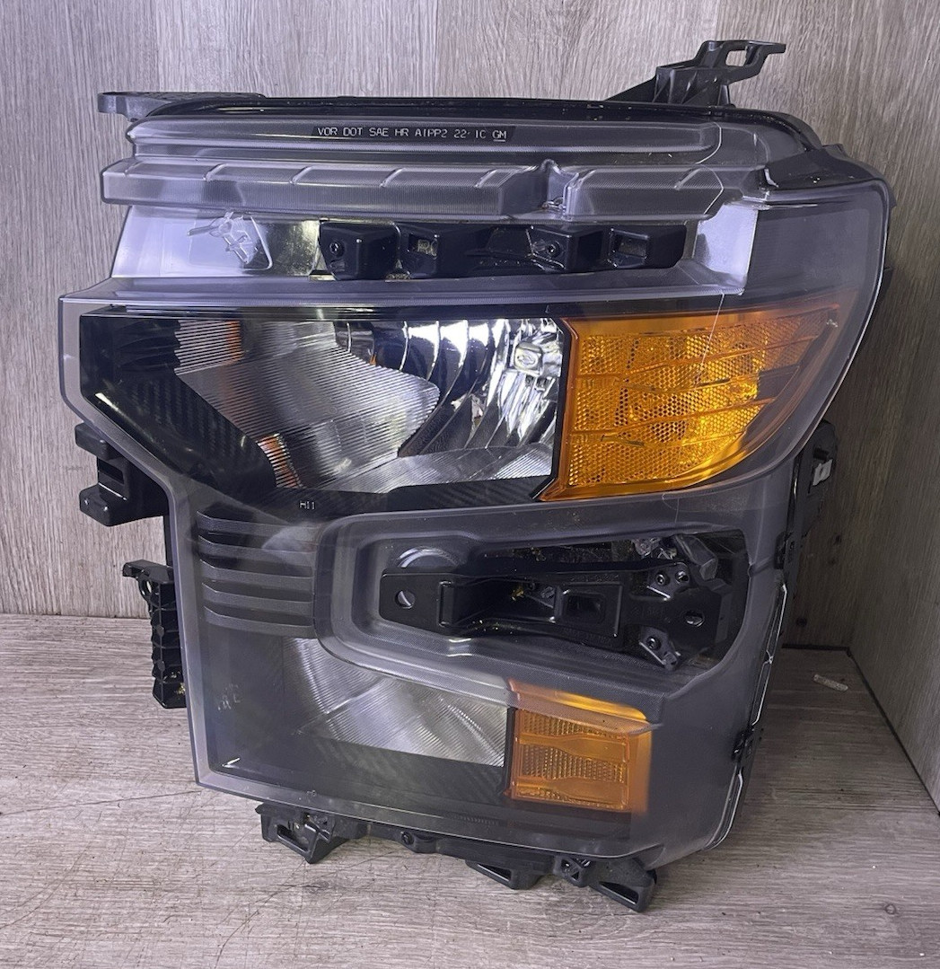 2022-2024 Chevrolet Silverado 1500 LH Driver Headlight OEM 87828572