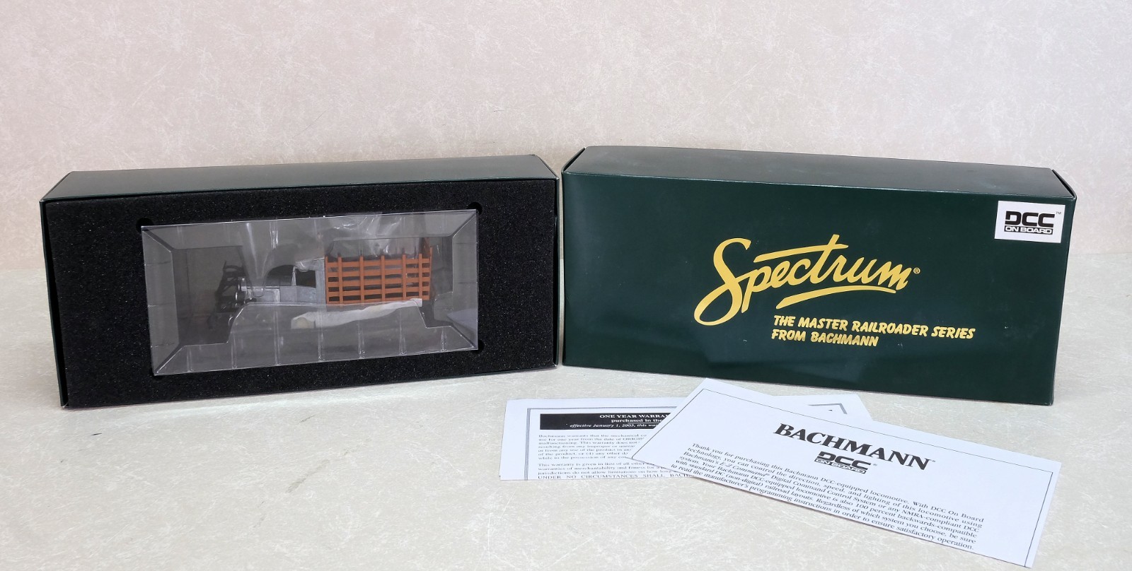 Bachmann Spectrum 29199 On30 Rail Truck DCC Painted Unlettered w/Accessories Bachmann Spectrum 29199 On30 Rail Truck DCC Painted Unlettered w/Accessories