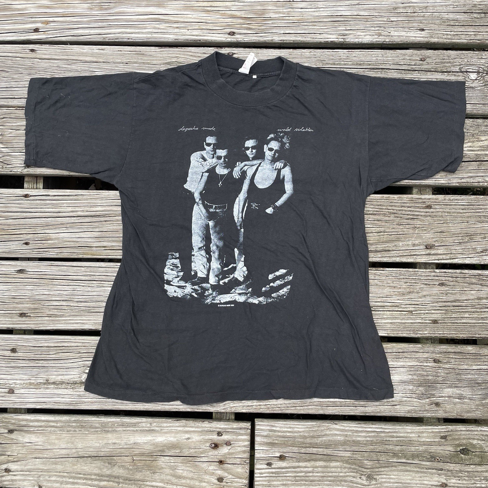 VTG 1990 Double Sided Depeche Mode Violator Men\'s T-Shirt Size XL Distressed VTG 1990 Double Sided Depeche Mode Violator Men\'s T-Shirt Size XL Distressed