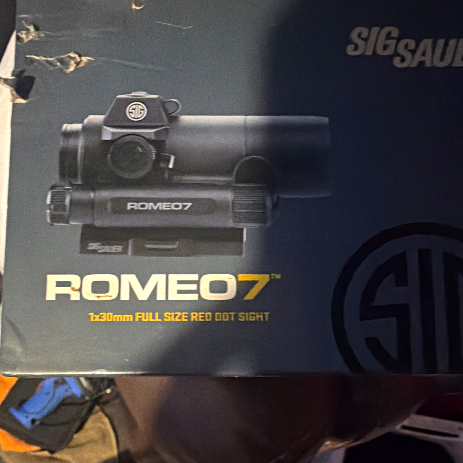 SIG SAUER ROMEO7 1x30mm Red Dot Sight 2 MOA Red AA Picatinny Mount Black SIG SAUER ROMEO7 1x30mm Red Dot Sight 2 MOA Red AA Picatinny Mount Black