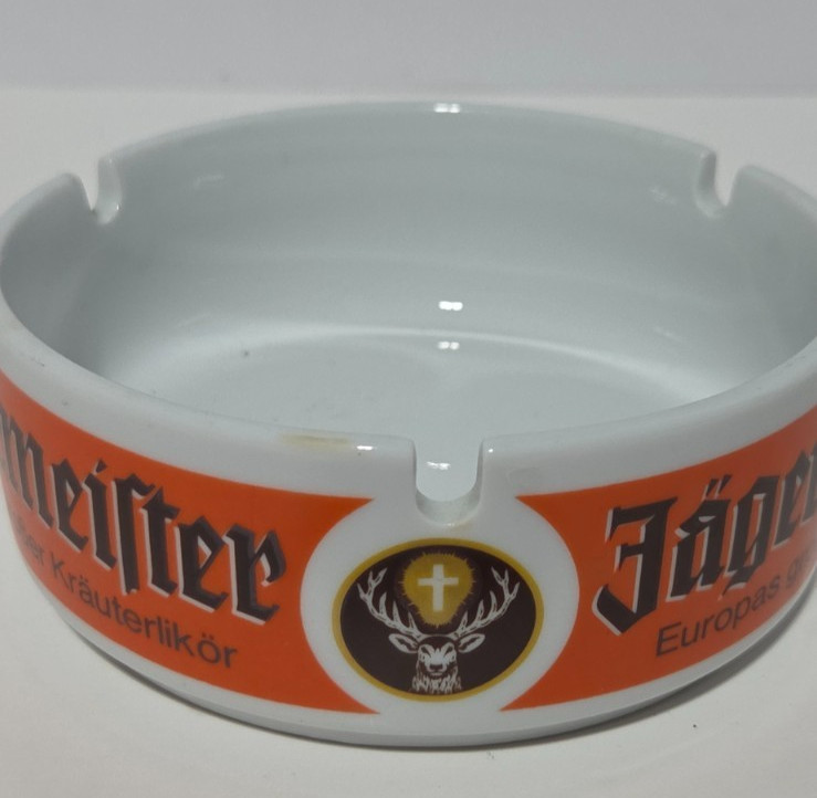 Jagermeister Vintage 1990s Round White Porcelain Ashtray Classic Logo & Font Jagermeister Vintage 1990s Round White Porcelain Ashtray Classic Logo & Font
