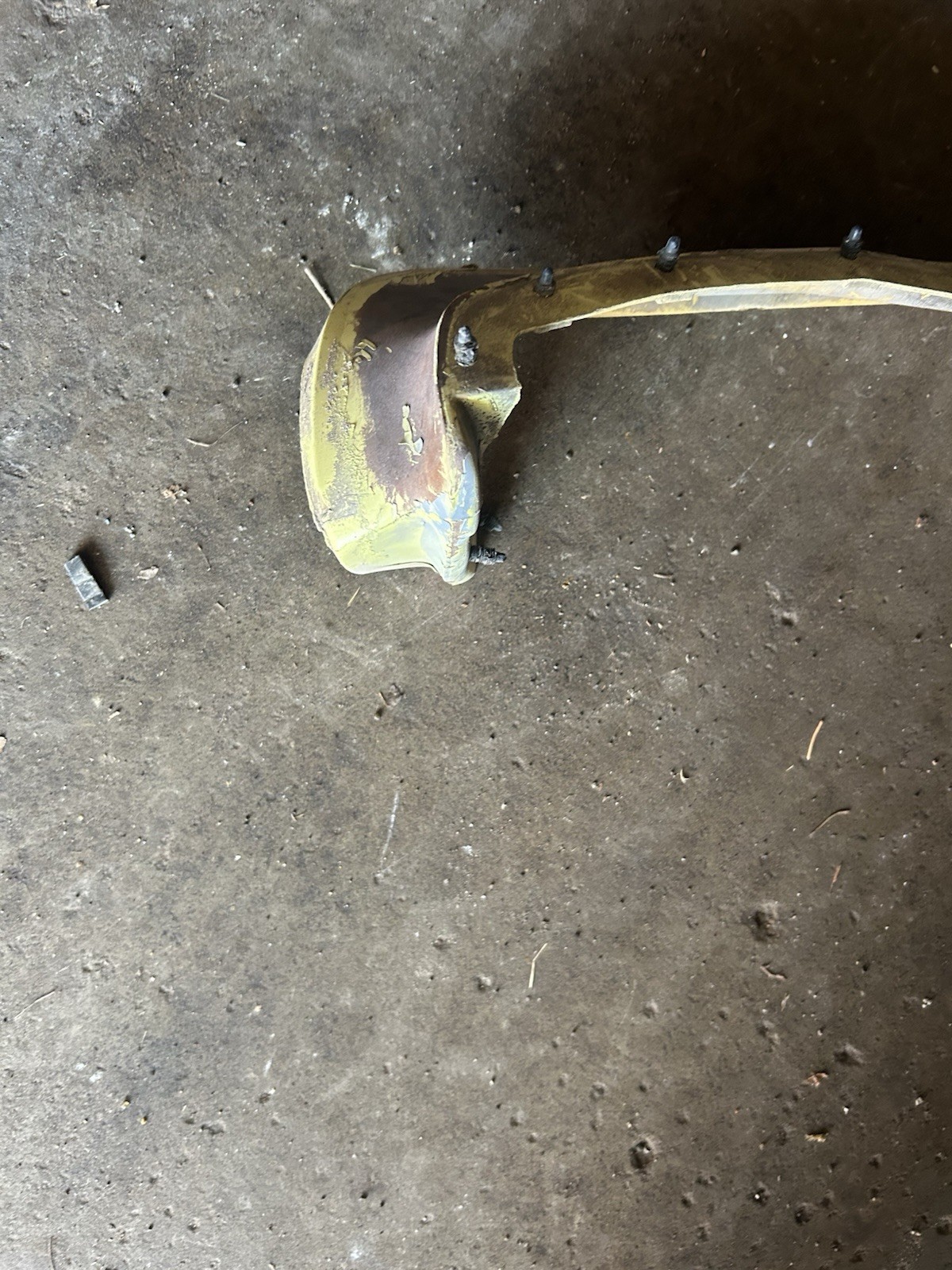 1973 Delta 88 Front Bumper Filler For Passager Front Side… 1973 Delta 88 Front Bumper Filler For Passager Front Side…