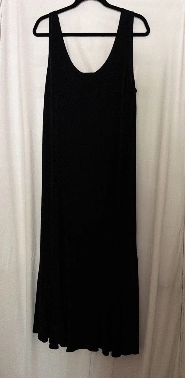 Chico’s Travelers Maxi Black Dress Chico\'s Sz 3 (XL) Scoop Neck And Ruffle Hem Chico’s Travelers Maxi Black Dress Chico\'s Sz 3 (XL) Scoop Neck And Ruffle Hem