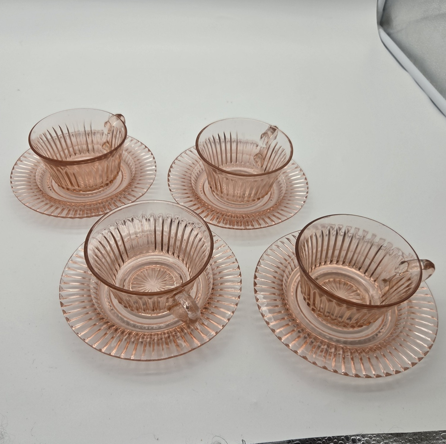 VTG x4 Anchor Hocking Depression Glass Pink Queen Anne Tea Cups & Saucers 1930\'s VTG x4 Anchor Hocking Depression Glass Pink Queen Anne Tea Cups & Saucers 1930\'s