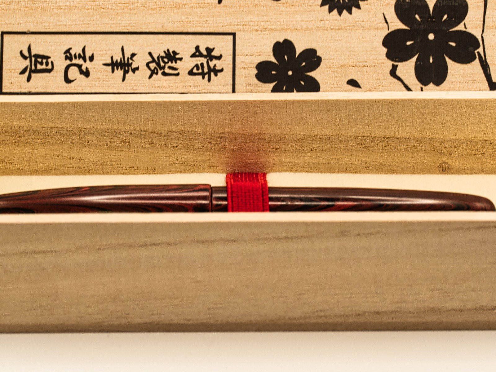 Wancher Dream Pen True Ebonite Marble Red Fountain Pen Wancher Dream Pen True Ebonite Marble Red Fountain Pen