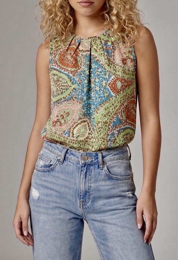 NWT Talbots Women’s Size 6P Blue Green Coral Paisley Polyester Sleeveless Blouse NWT Talbots Women’s Size 6P Blue Green Coral Paisley Polyester Sleeveless Blouse