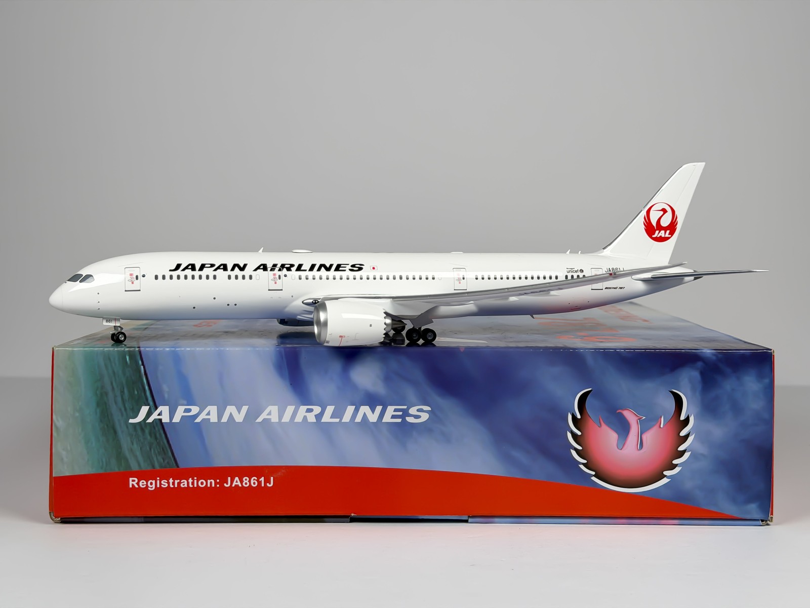 Japan Airlines (JAL) Boeing 787-9 1:200 Phoenix Models JA861J (PH220110) Japan Airlines (JAL) Boeing 787-9 1:200 Phoenix Models JA861J (PH220110)