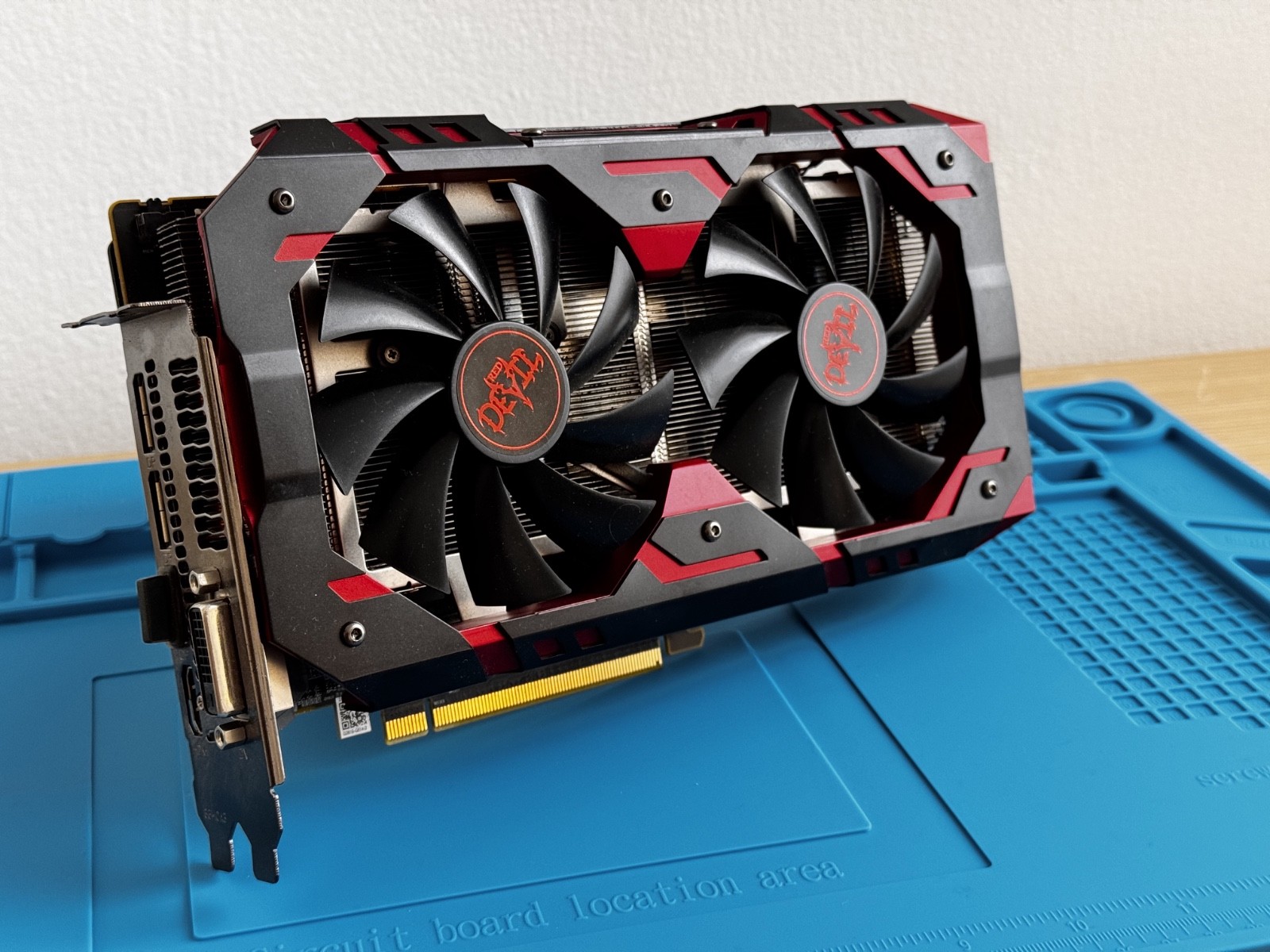 PowerColor Red Devil Radeon AXRX 580 8GB GDDR5 GPU (Used) (Multiple Available) PowerColor Red Devil Radeon AXRX 580 8GB GDDR5 GPU (Used) (Multiple Available)
