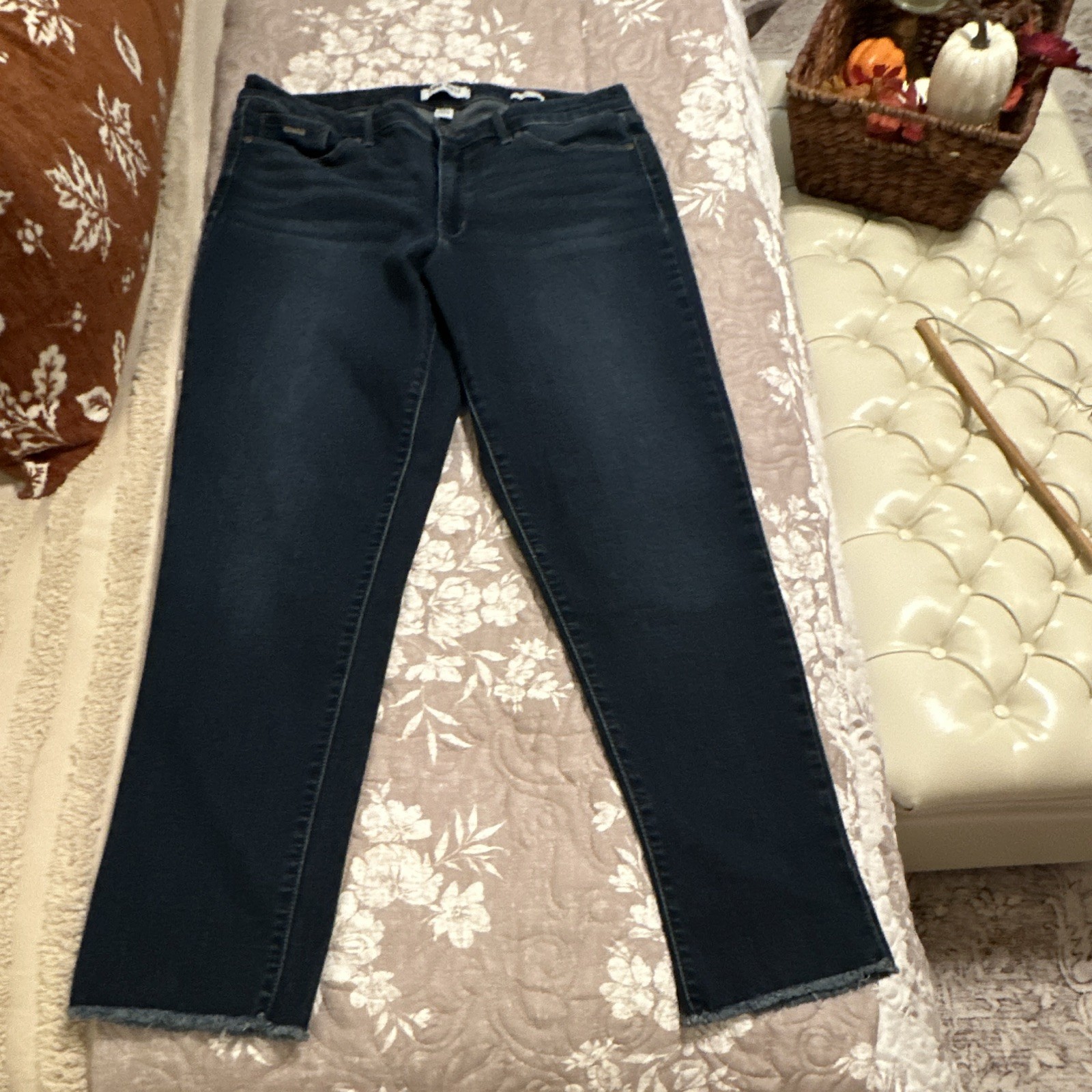 Nine West Gramercy Crop Denim Jeans, Dark Blue Size 10 Nine West Gramercy Crop Denim Jeans, Dark Blue Size 10