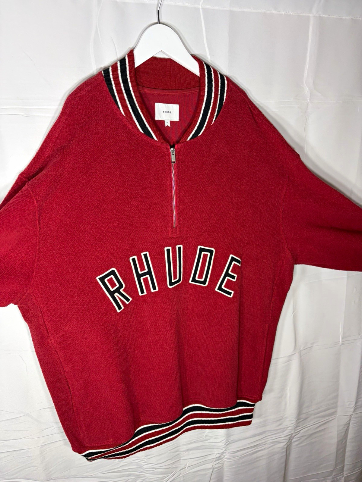 RHUDE Men’s Cotton Knit 1/4 Zip Mock Neck Logo Sweater Solid Red Size XL RHUDE Men’s Cotton Knit 1/4 Zip Mock Neck Logo Sweater Solid Red Size XL
