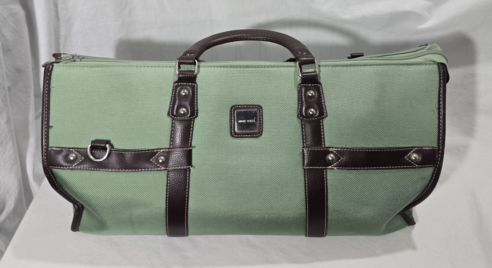 Rare Vintage Nine West Green Duffle Handbag Travel Bag Weekender Purse Rare Vintage Nine West Green Duffle Handbag Travel Bag Weekender Purse