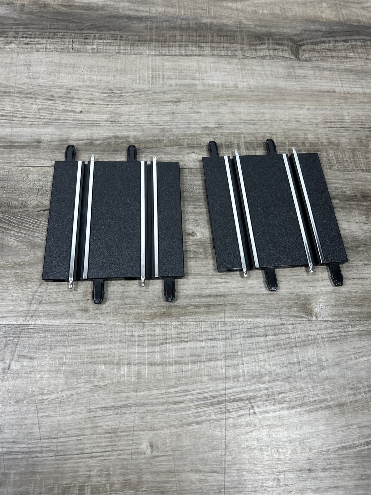 Carrera 63504 Speed Trap Slot Car Racing Track Set Parts Track Connectors 2