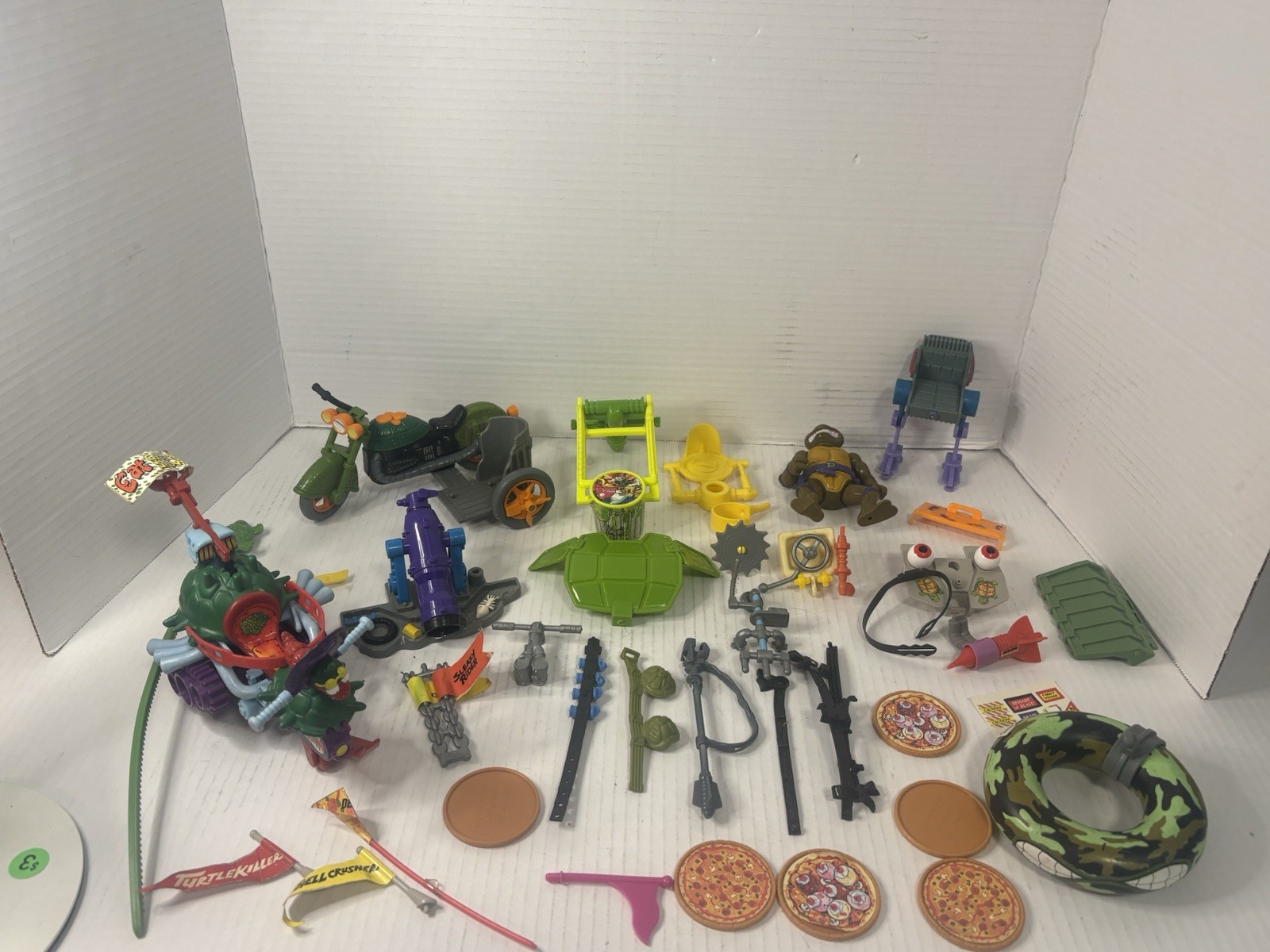 Vintage TMNT Teenage Mutant Ninja Turtles Miscellaneous Items Lot Weapons Belts Vintage TMNT Teenage Mutant Ninja Turtles Miscellaneous Items Lot Weapons Belts