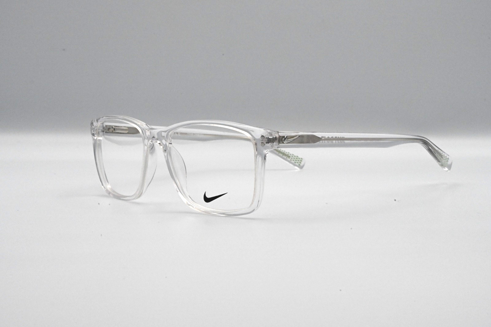 NIKE 7246 900 UNISEX EYEGLASS FRAMES CLEAR 54-17-140 NIKE 7246 900 UNISEX EYEGLASS FRAMES CLEAR 54-17-140