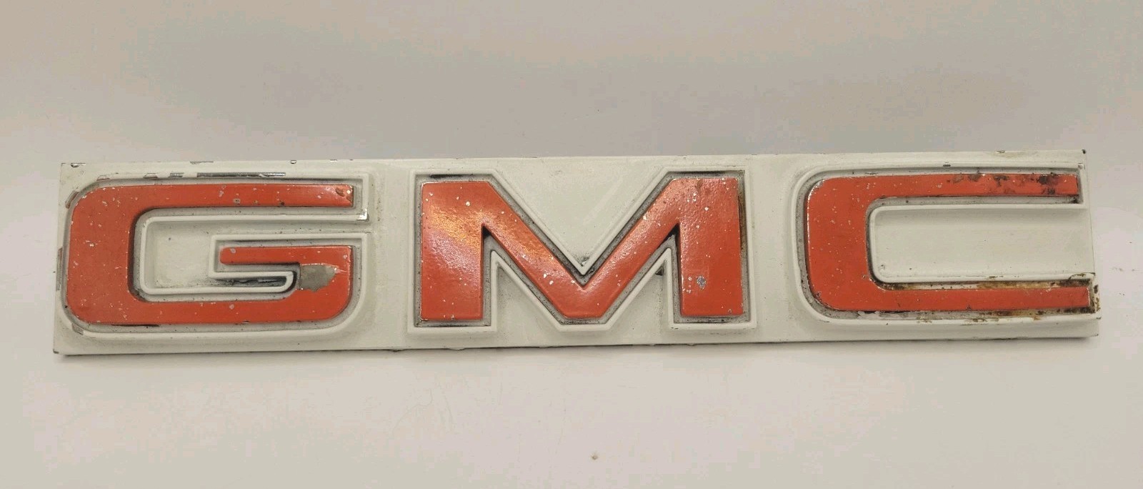 Vintage 1975-76 GMC Metal GRILLE Vintage 1975-76 GMC Metal GRILLE