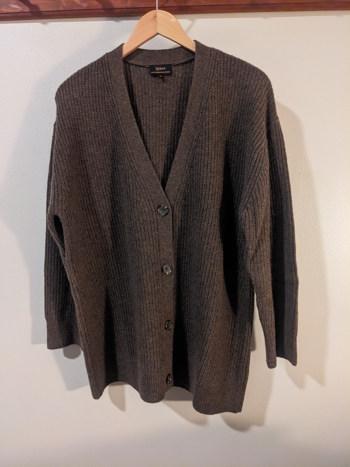 Quince Mongolian Cashmere Oversized Boyfriend Cardigan Sweater Brown Medium Quince Mongolian Cashmere Oversized Boyfriend Cardigan Sweater Brown Medium