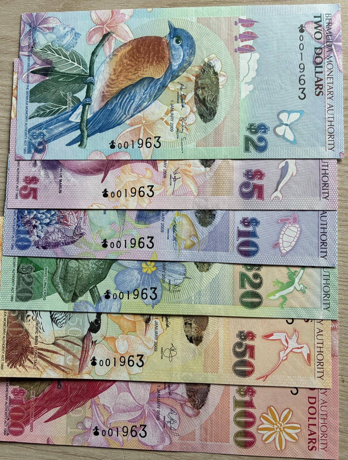 BERMUDA 100 50 20 10 5 2 DOLLARS 2009 P.57-61 FULL SET MATCHING SERIAL # 001963.