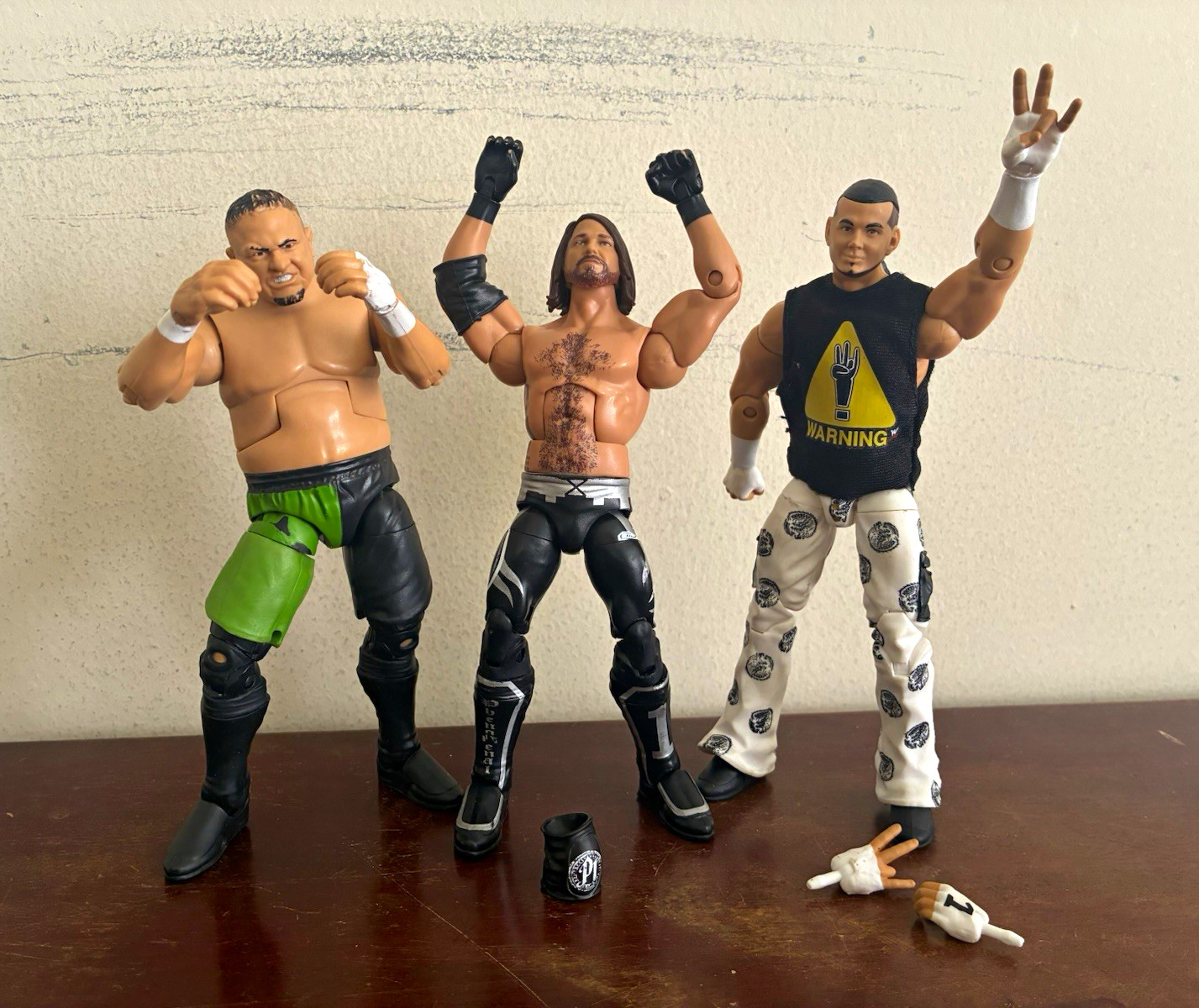 WWE/TNA LEGENDS Action Figures Mixed Lot of 3 AJ Styles⚪️Matt Hardy⚪️Samoa Joe WWE/TNA LEGENDS Action Figures Mixed Lot of 3 AJ Styles⚪️Matt Hardy⚪️Samoa Joe