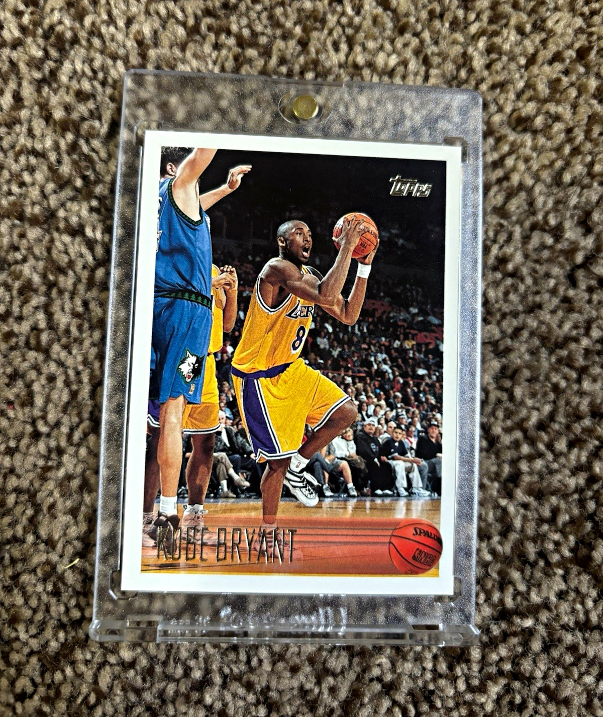 Topps 1996-97 Kobe Bryant #138 Los Angeles Lakers Base Set NBA Card RC Topps 1996-97 Kobe Bryant #138 Los Angeles Lakers Base Set NBA Card RC
