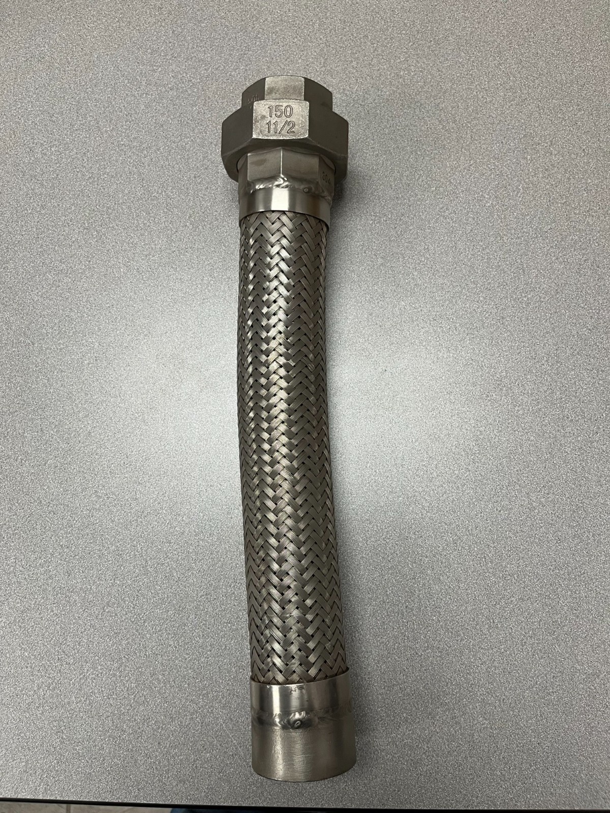 FLEXIBLE 304 STAINLESS STEEL HOSE ASSEMBLY 1 1/2\ FLEXIBLE 304 STAINLESS STEEL HOSE ASSEMBLY 1 1/2\