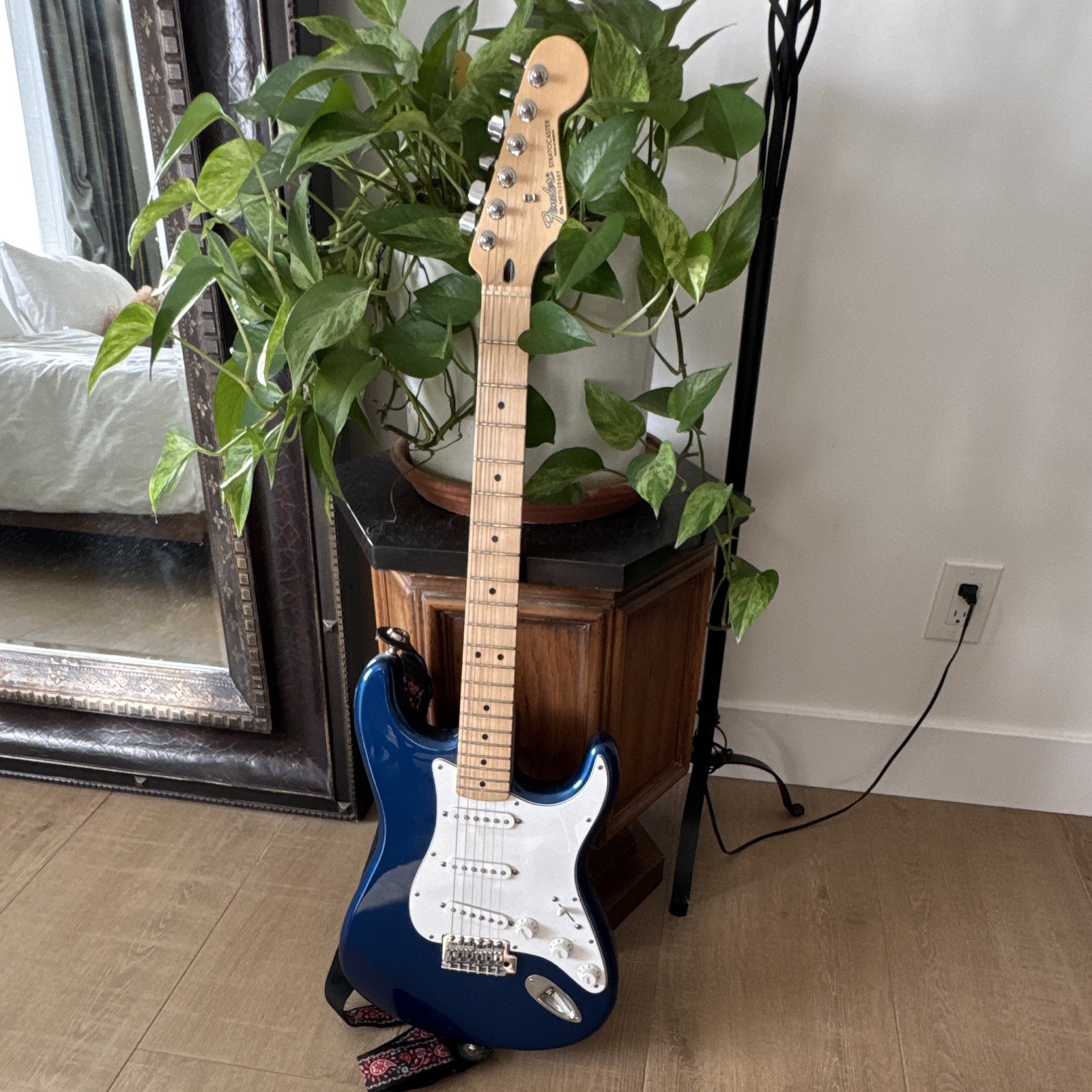 2007 Fender Standard Stratocaster MIM – Metallic Blue – Maple Neck – Made in MX