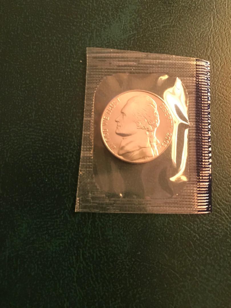 2003 P+D UNCIRCULATED JEFFERSON NICKELS STILL IN MINT CELLO NICE L@@K 2003 P+D UNCIRCULATED JEFFERSON NICKELS STILL IN MINT CELLO NICE L@@K