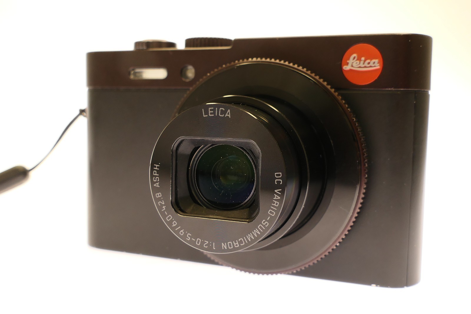 Leica C (Typ 112) 12.0MP Digital Camera - Black w/dark red top S#4762563 Leica C (Typ 112) 12.0MP Digital Camera - Black w/dark red top S#4762563