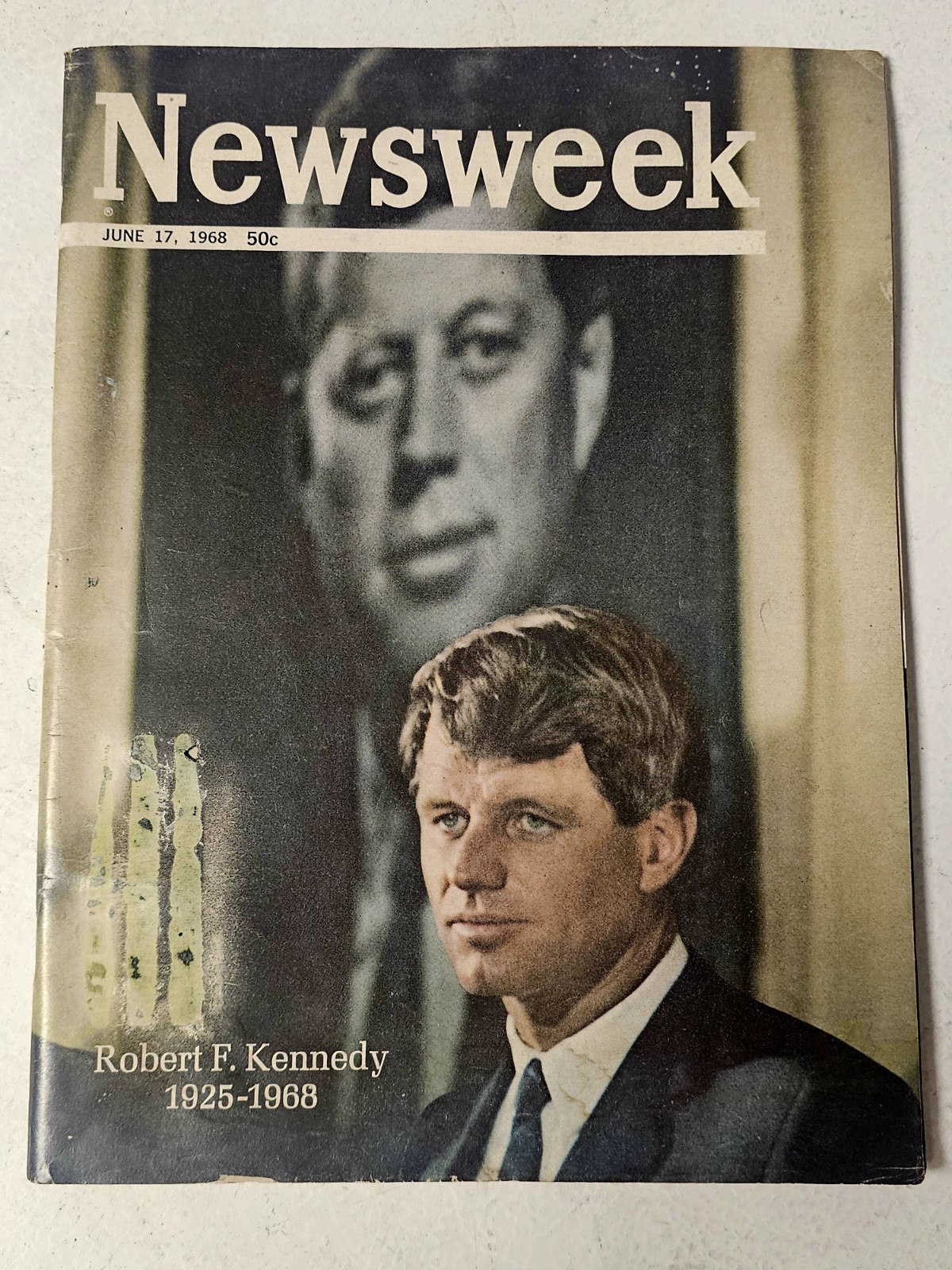 Vintage NEWSWEEK MAGAZINE June 17, 1968 Robert F. Kennedy Assassination Vintage NEWSWEEK MAGAZINE June 17, 1968 Robert F. Kennedy Assassination