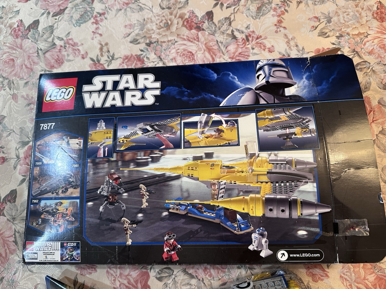 LEGO Star Wars Special Edition 7877 Naboo Starfighter 318 pcs Ages 7-14 Box