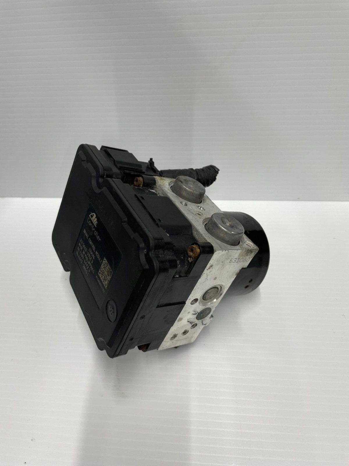 2012-2013 Mazda 3 ABS Anti Lock Brake Pump & Module Assembly BFD2-437AZ OEM 2012-2013 Mazda 3 ABS Anti Lock Brake Pump & Module Assembly BFD2-437AZ OEM